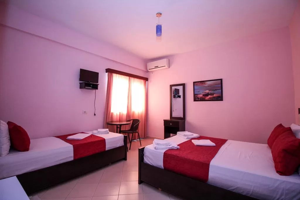 Blue Bay - Family room 1.jpg